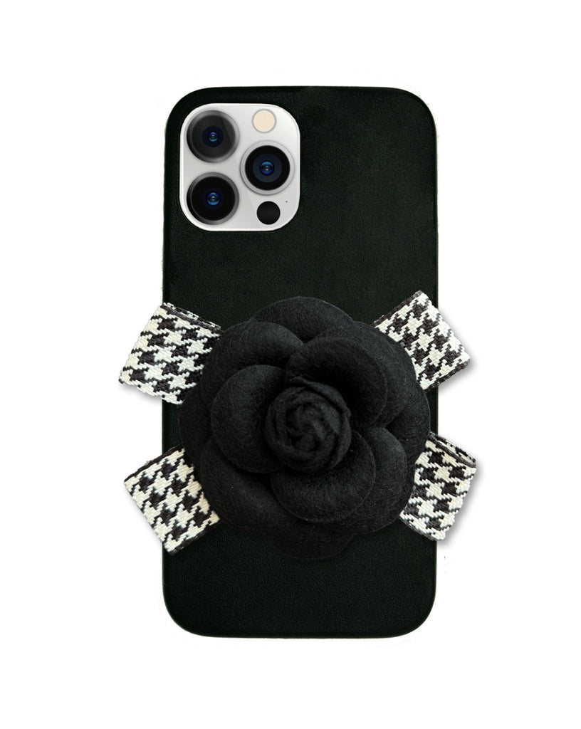 Audrey Case Black iPhone 16 Pro