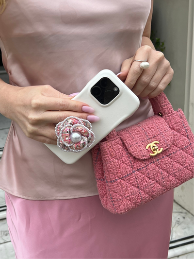 Lola Case